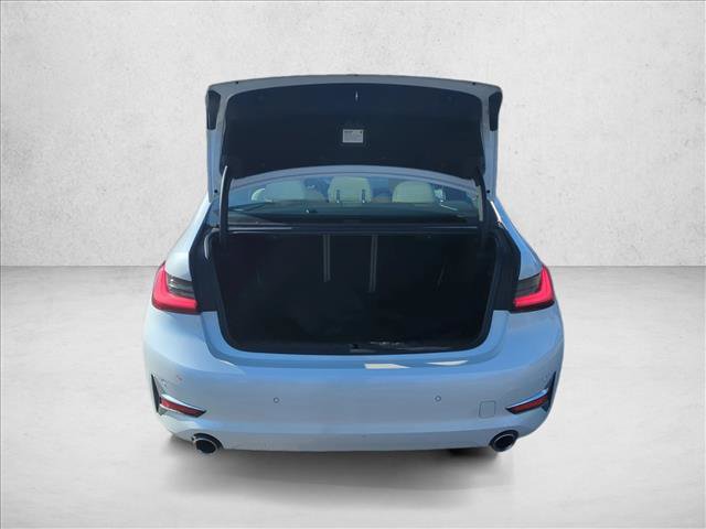 Used 2019 BMW 330i xDrive Sedan w/ Premium Package image 9