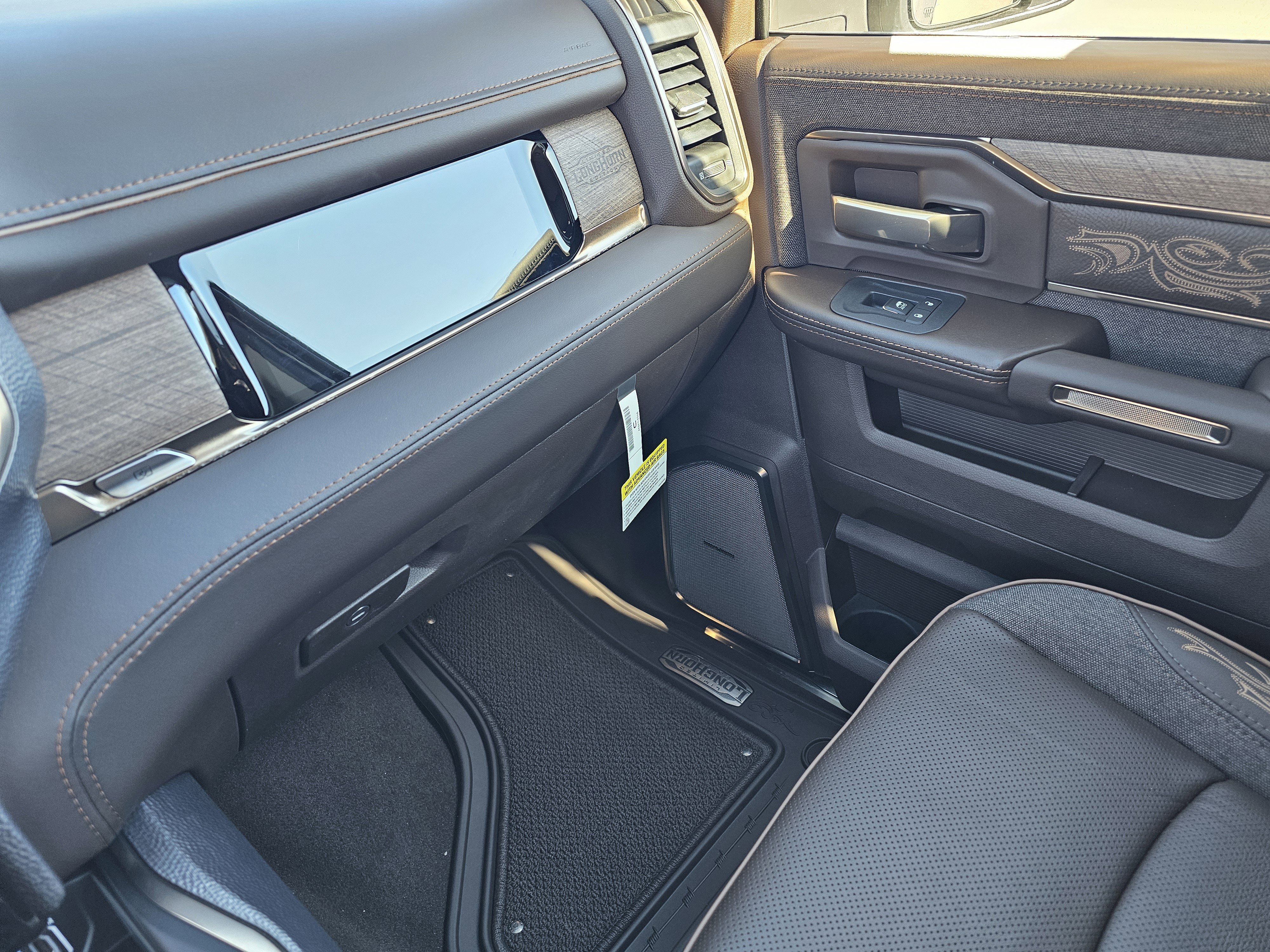 New 2026 RAM 3500 Longhorn image 29