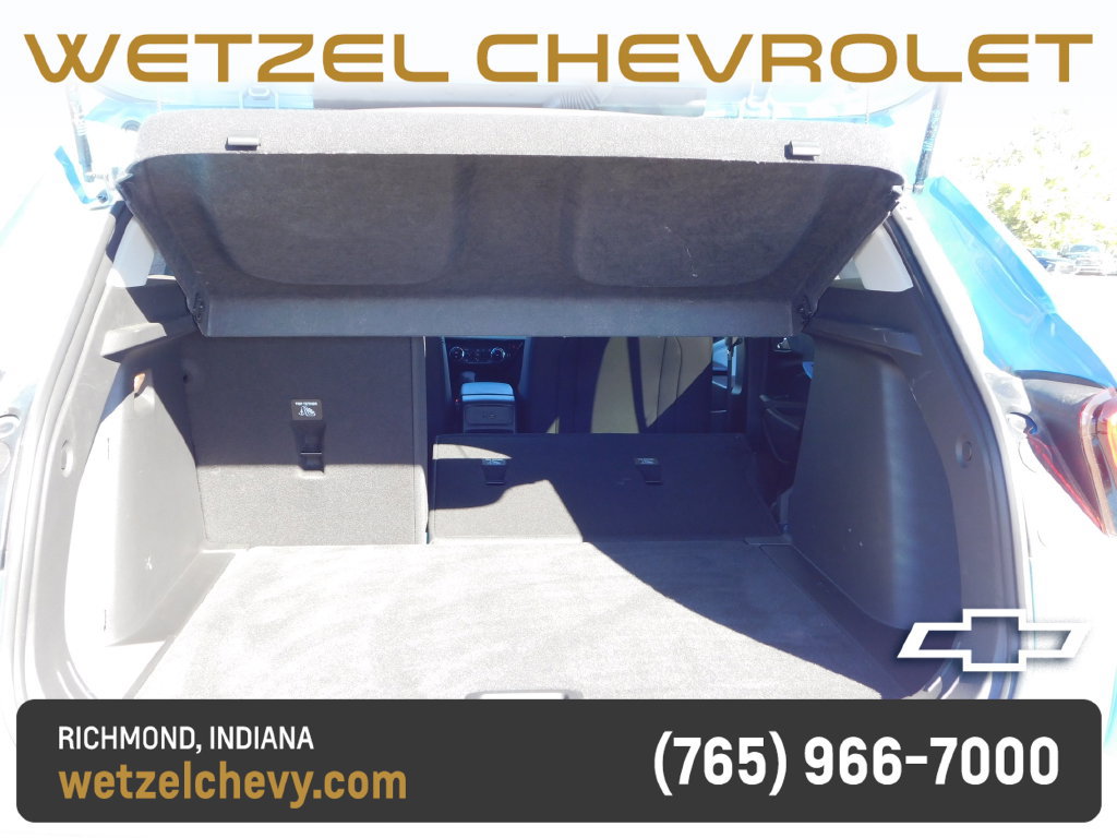 Used 2025 Chevrolet Trax LT w/ Driver Confidence Package FWD image 21