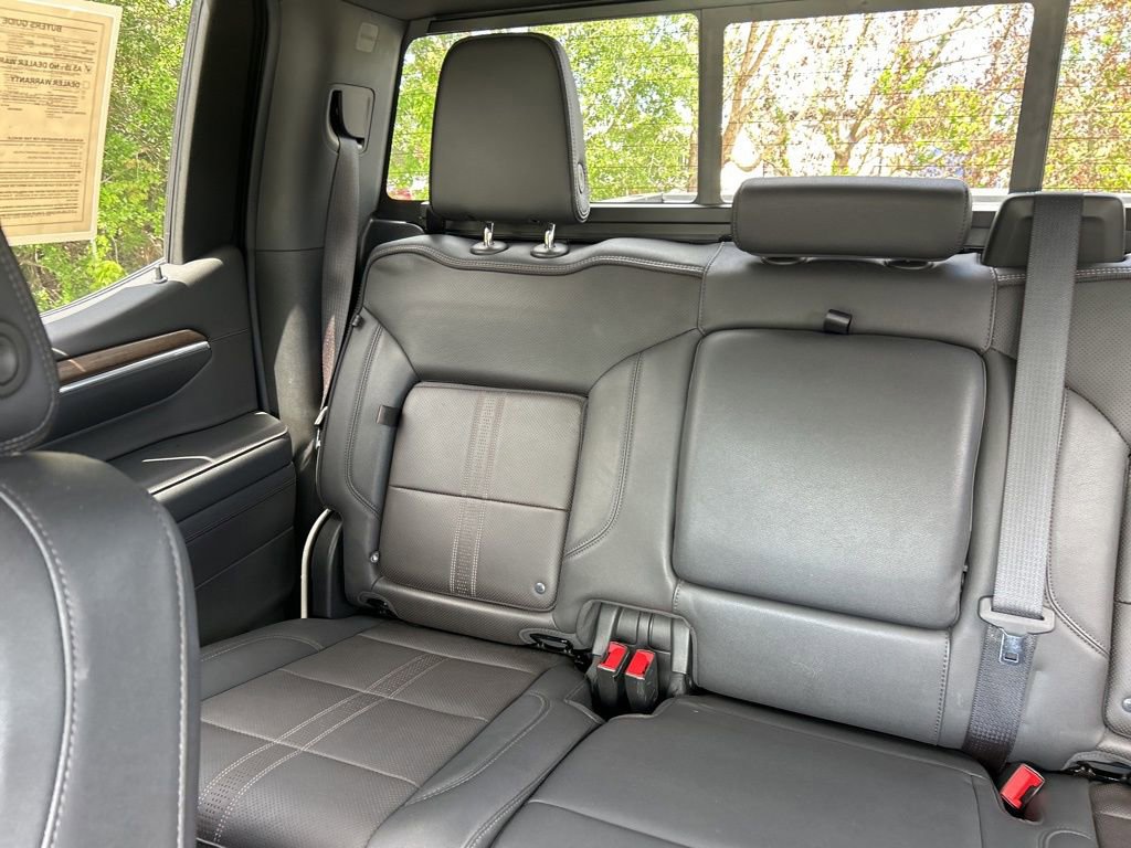 Used 2023 Chevrolet Silverado 1500 High Country w/ Technology Package AWD/4WD image 12
