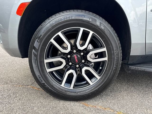 Used 2024 GMC Yukon AT4 image 13