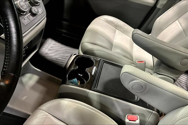 Used 2019 Toyota Sienna XLE FWD image 18