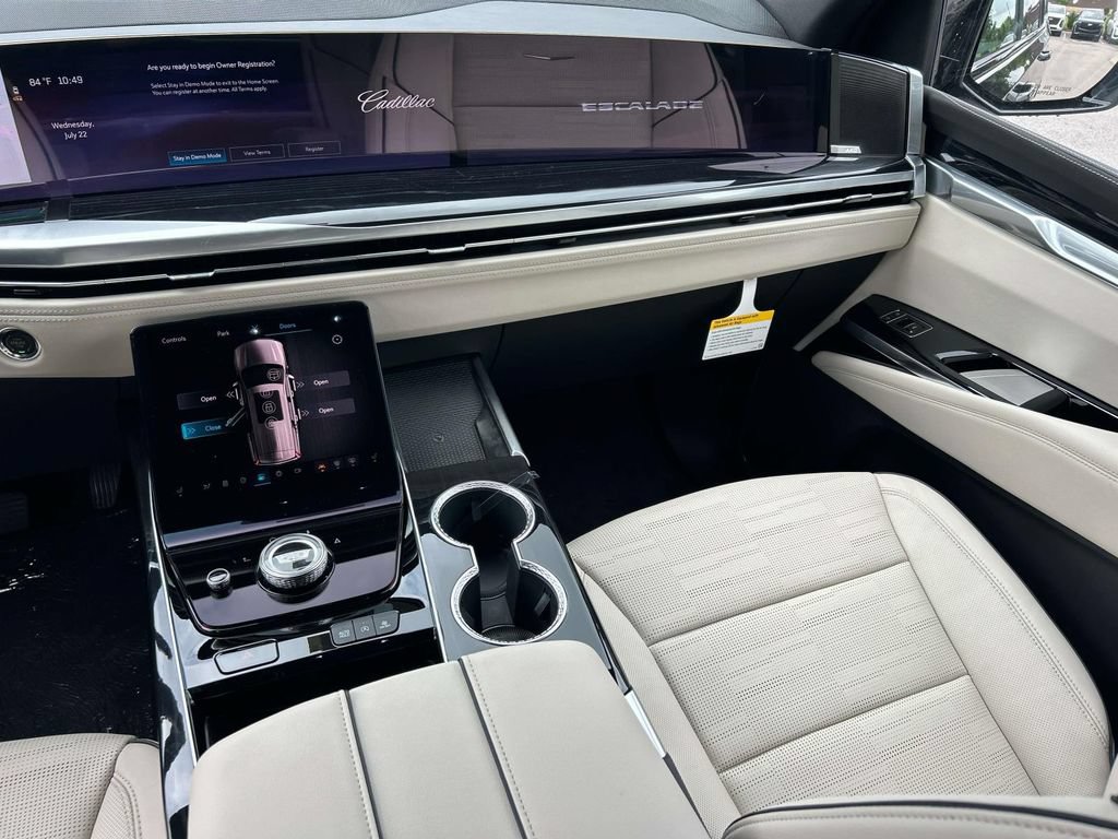 New 2026 Cadillac Escalade Sport w/ Touring Package AWD/4WD image 13