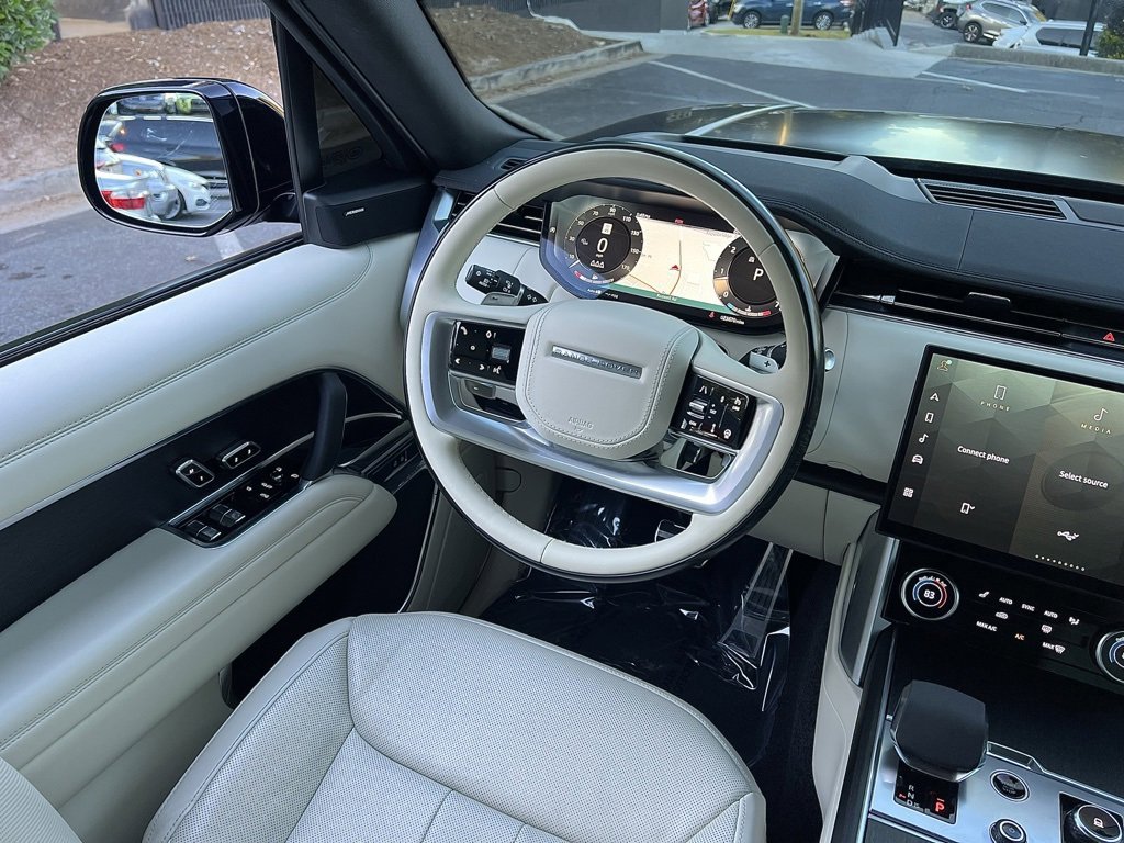 Used 2023 Land Rover Range Rover SE image 35