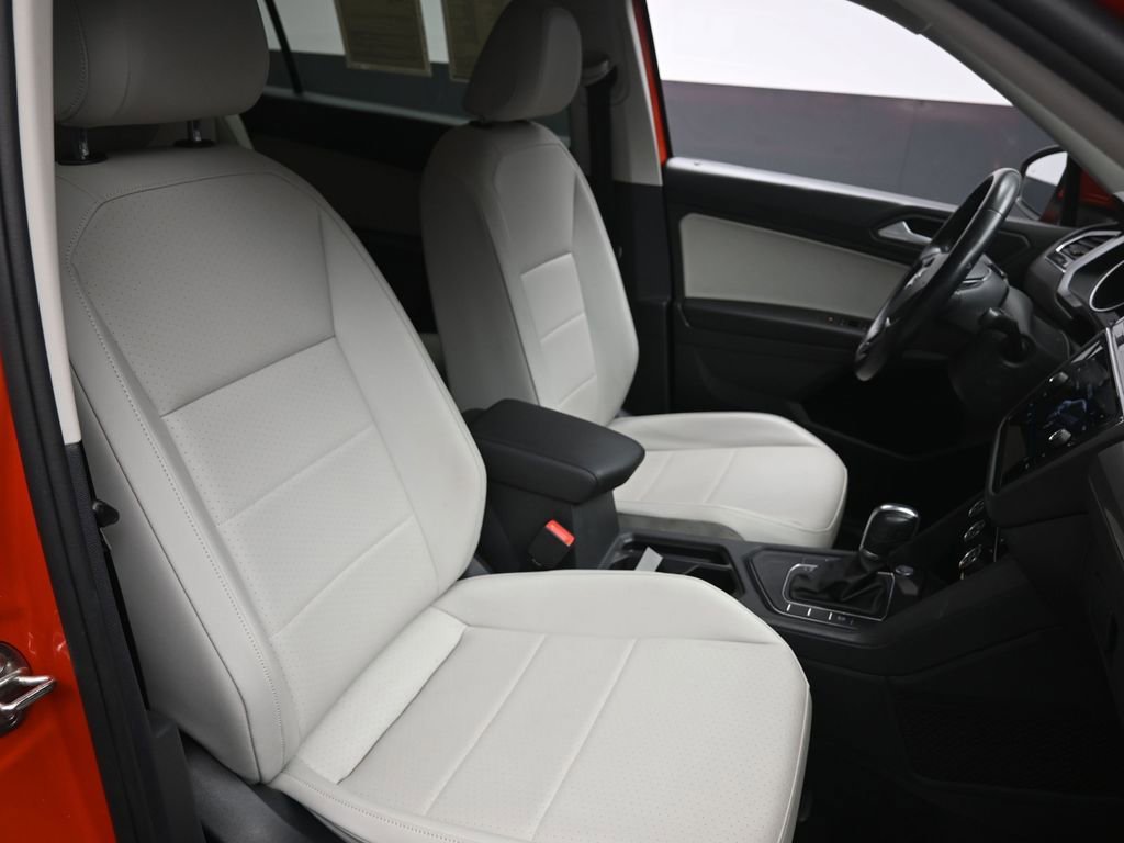 Used 2019 Volkswagen Tiguan SE image 30