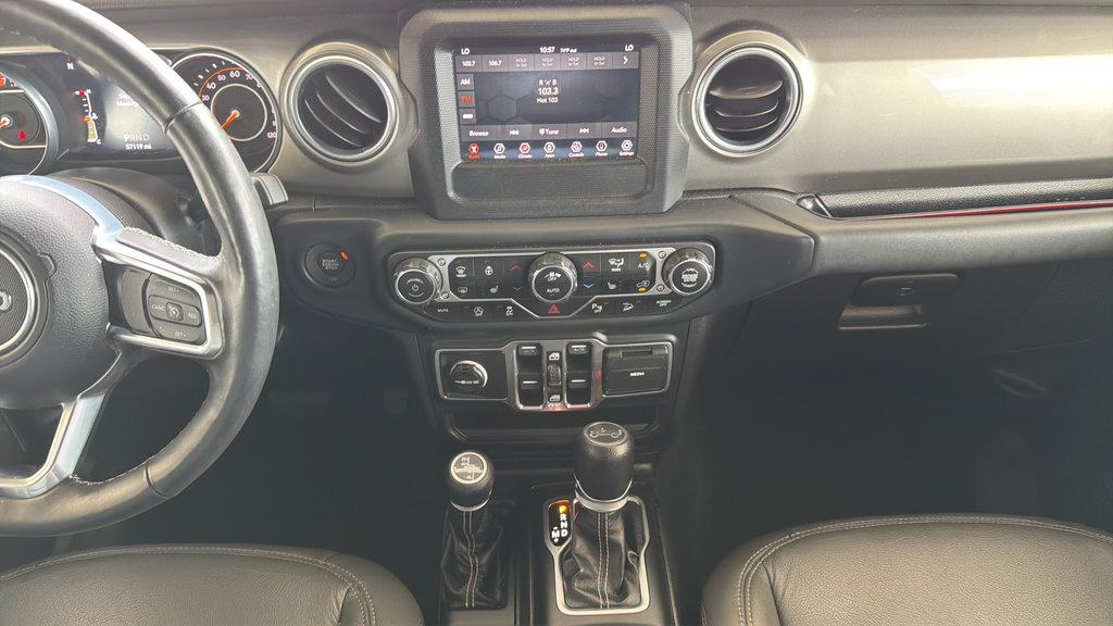 Used 2018 Jeep Wrangler Unlimited Sahara w/ Safety Group AWD/4WD image 8