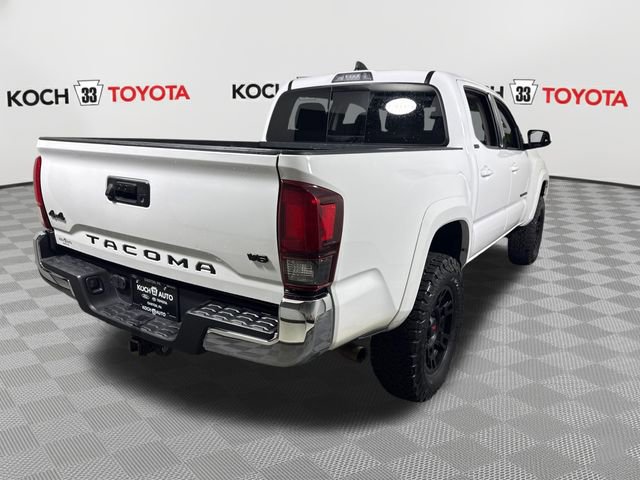 Used 2020 Toyota Tacoma SR5 AWD/4WD image 8