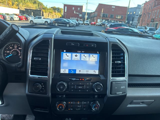 Used 2016 Ford F150 XLT w/ Equipment Group 302A Luxury AWD/4WD image 15