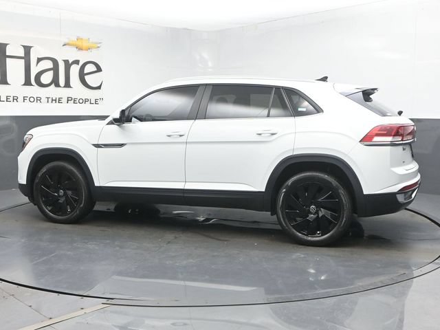 Used 2024 Volkswagen Atlas Cross Sport SE w/ Black Wheel Package FWD image 53