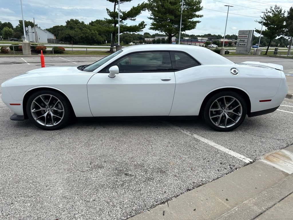 Used 2022 Dodge Challenger GT RWD image 19