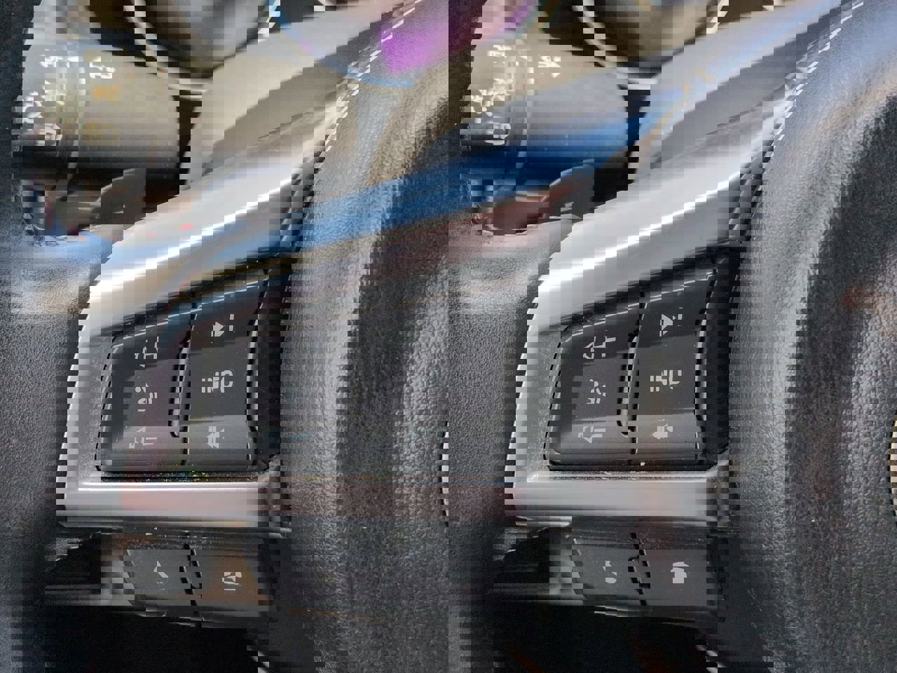 Used 2016 MAZDA MX-5 Miata Club RWD image 21