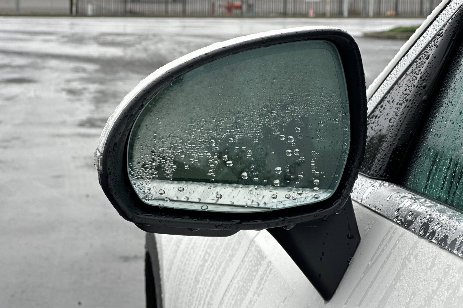 Used 2025 Mercedes-Benz GLC 300 4MATIC image 53