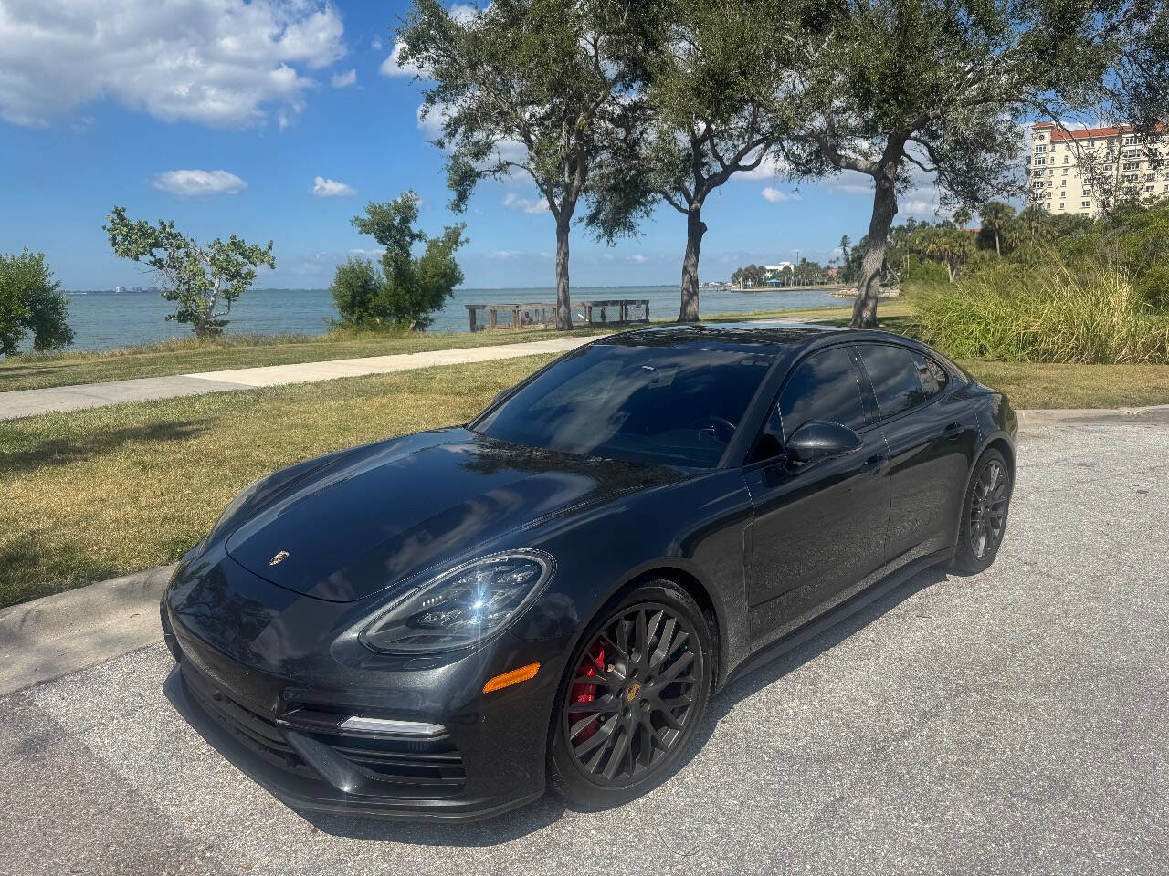 Used 2017 Porsche Panamera Turbo w/ Sport Package image 4