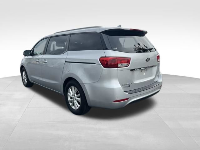 Used 2015 Kia Sedona LX FWD image 5