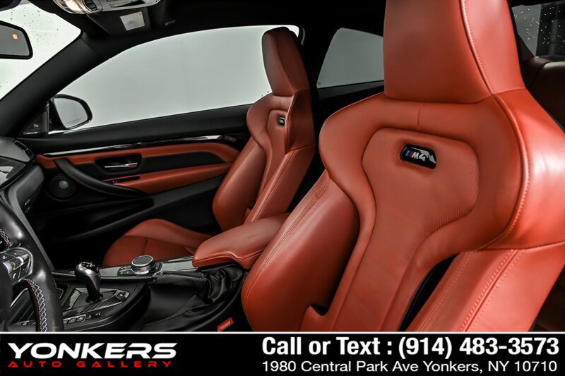 Used 2019 BMW M4 Coupe w/ Competition Package RWD image 12