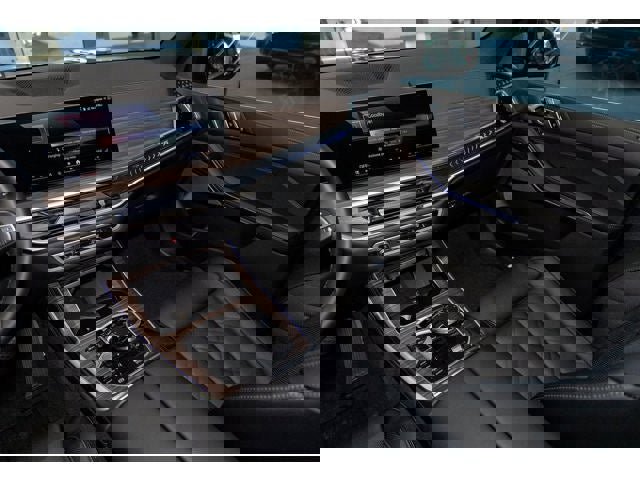 New 2026 BMW X5 xDrive50e image 77