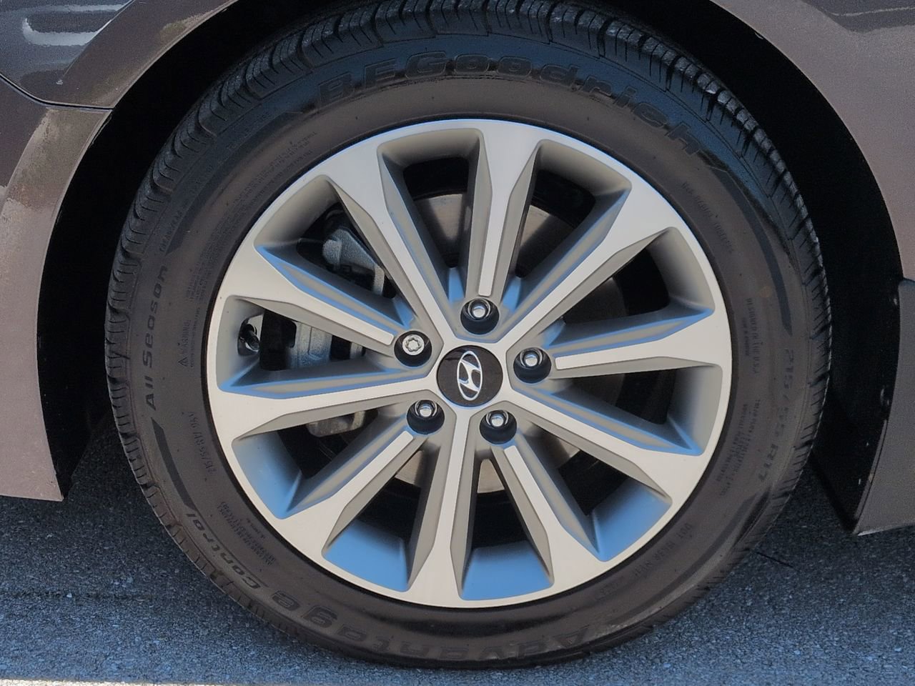 Used 2017 Hyundai Sonata Limited w/ Tech Package 03 FWD image 11
