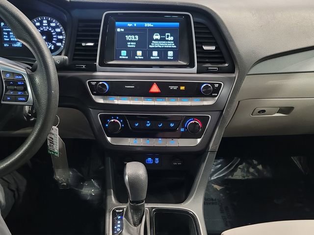 Used 2018 Hyundai Sonata SE image 14