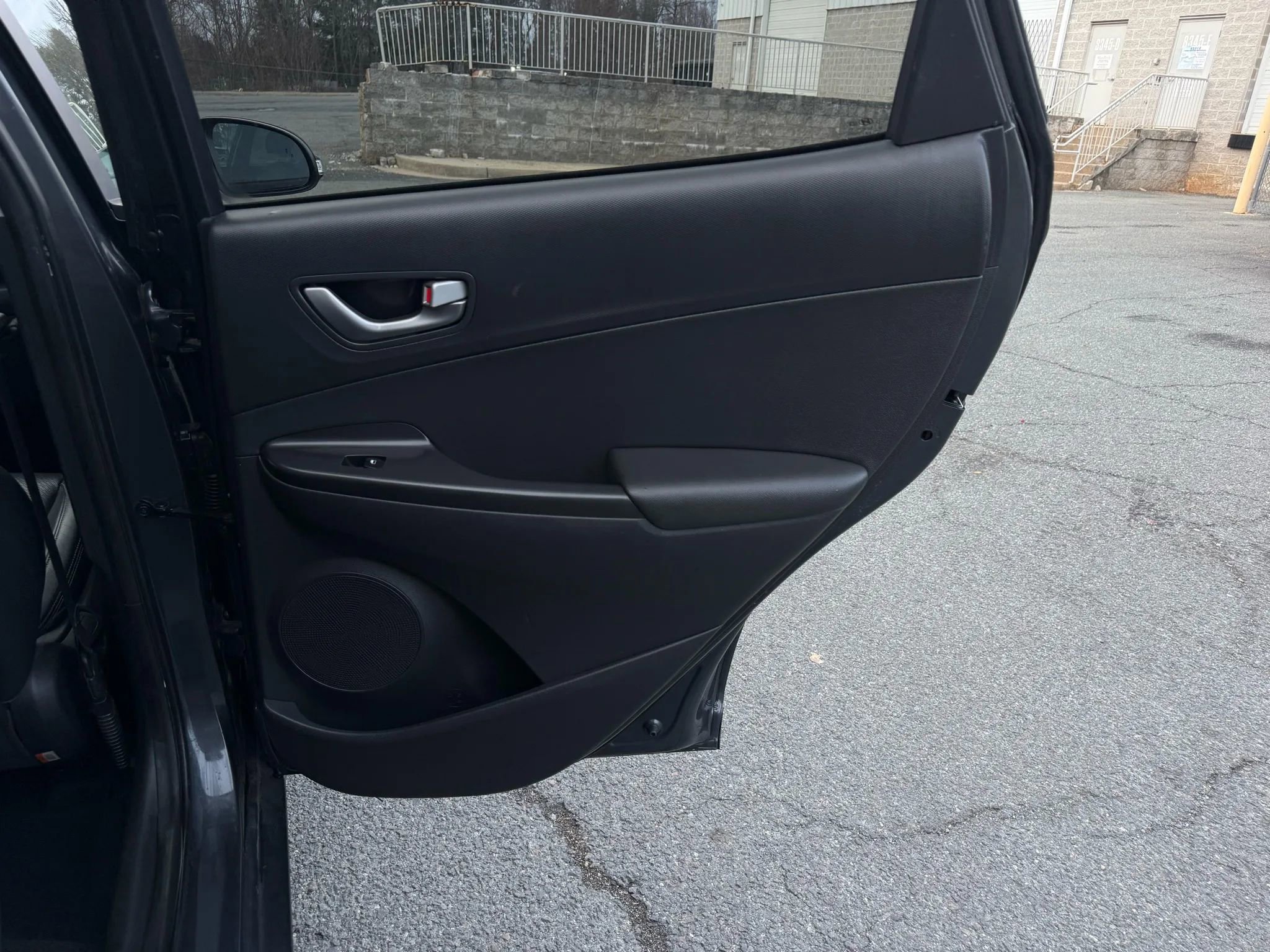 Used 2020 Hyundai Kona Ultimate w/ Cargo Package image 27