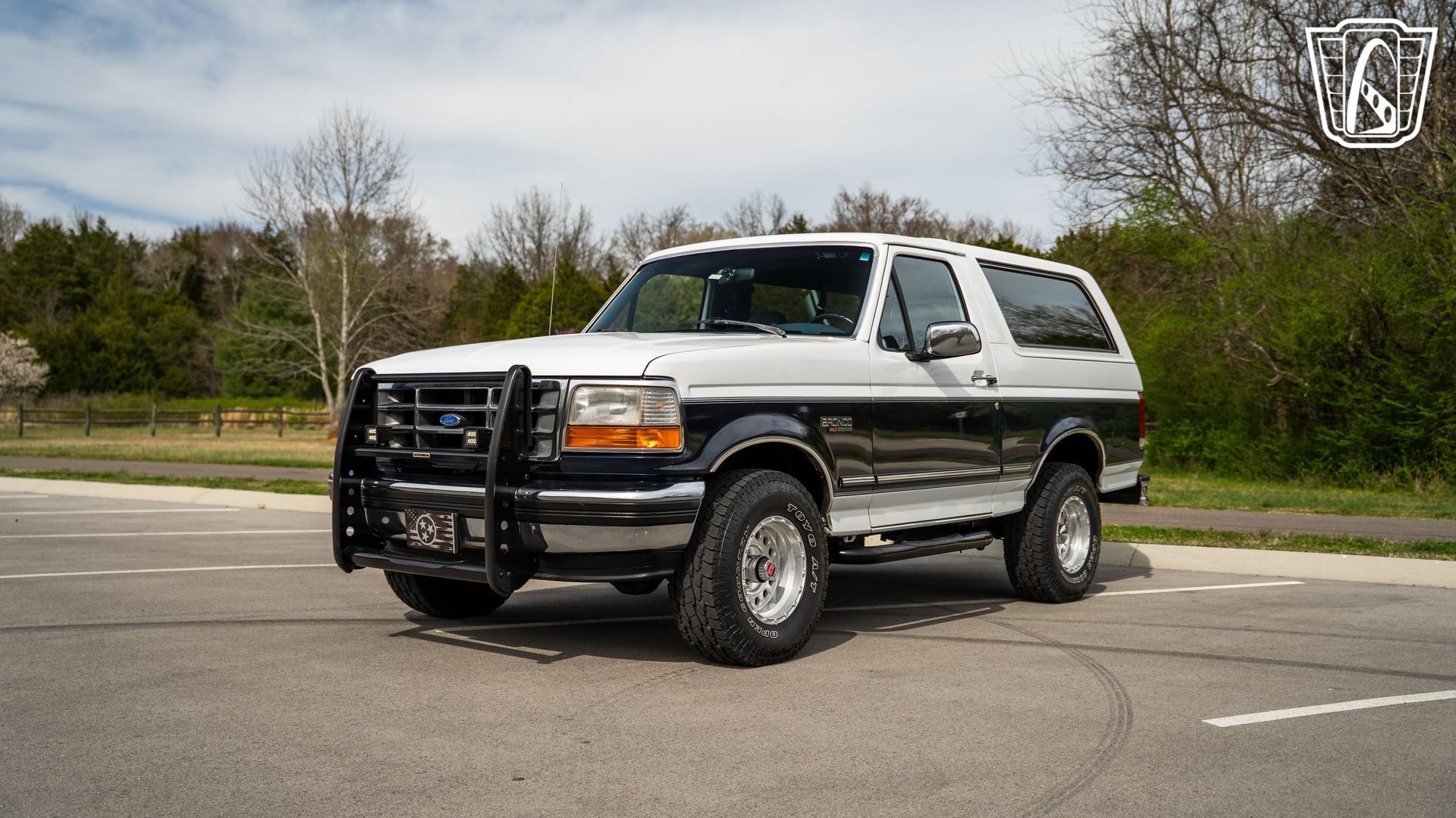 Used 1993 Ford Bronco XLT image 6