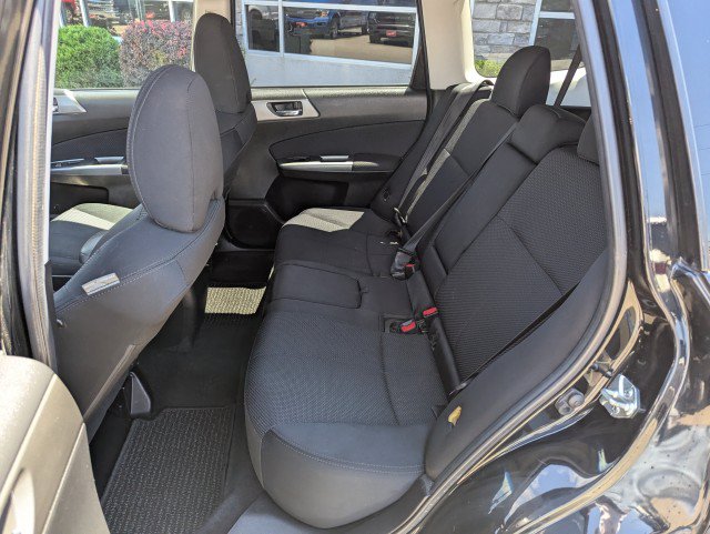 Used 2012 Subaru Forester 2.5X Premium w/ All-Weather Pkg AWD/4WD image 25