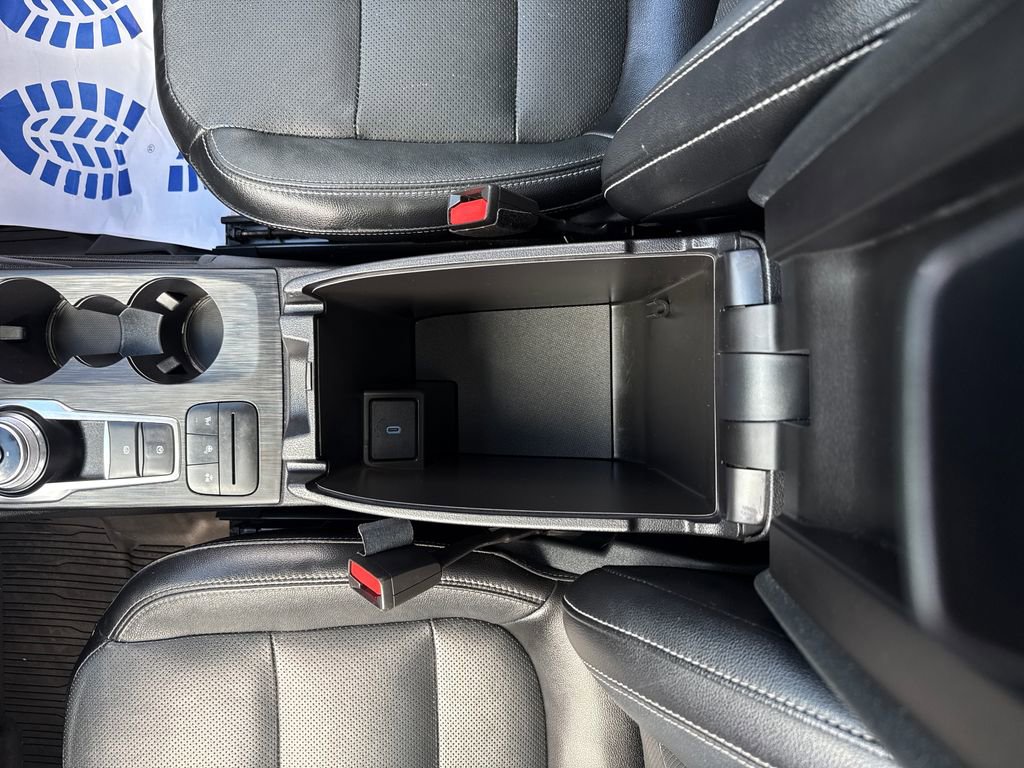 Used 2020 Ford Escape Titanium AWD/4WD image 26