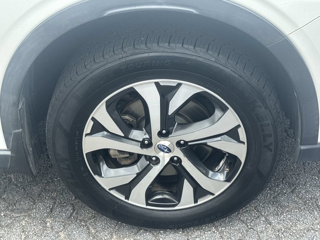 Used 2020 Subaru Outback Touring w/ Popular Package #2 AWD/4WD image 12