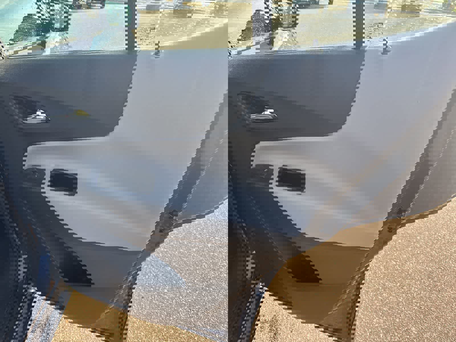 Used 2019 Chevrolet Equinox LS FWD image 24