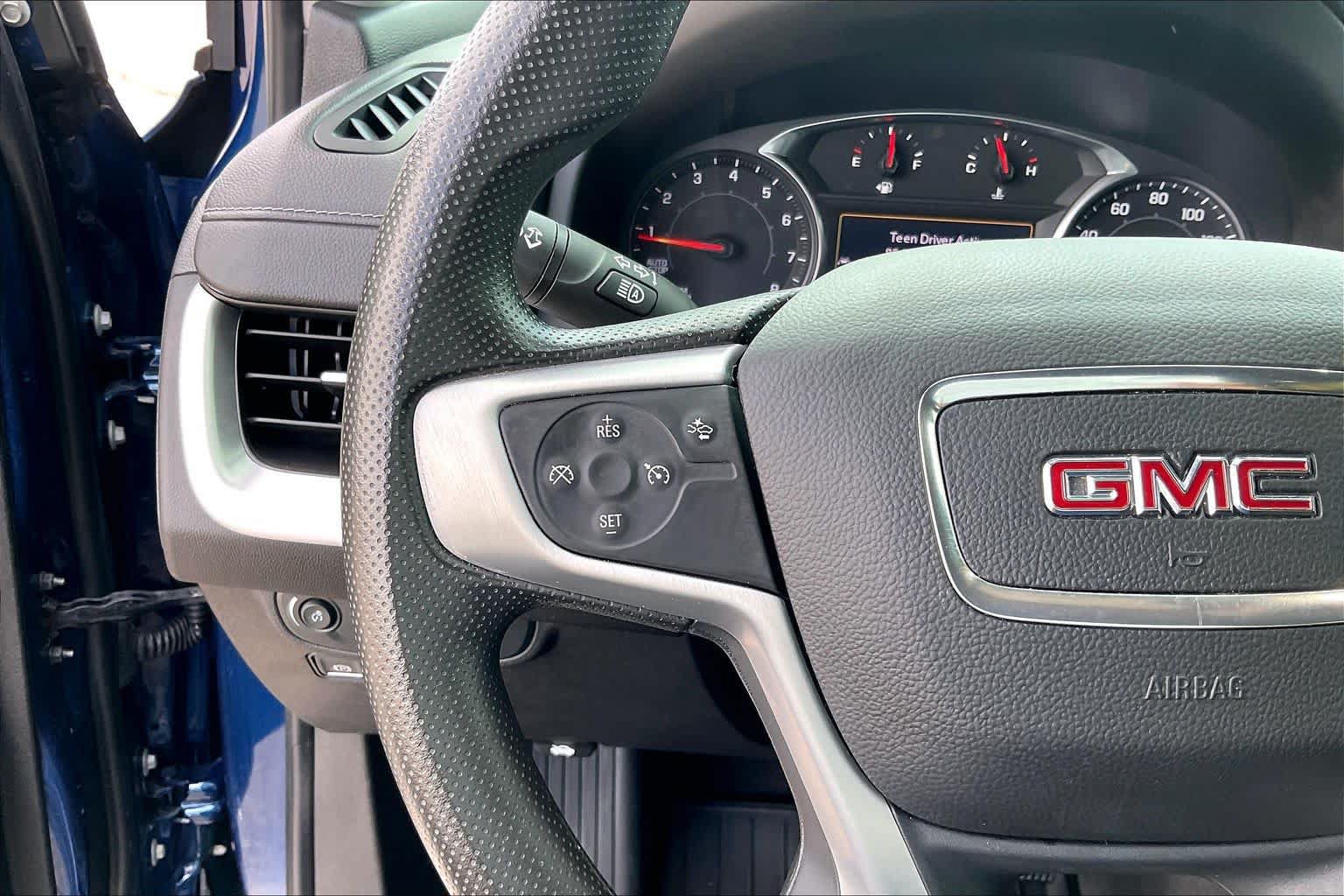 Used 2022 GMC Terrain SLE w/ Driver Convenience Package FWD image 22