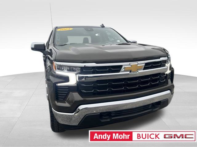 Used 2023 Chevrolet Silverado 1500 LT AWD/4WD image 3