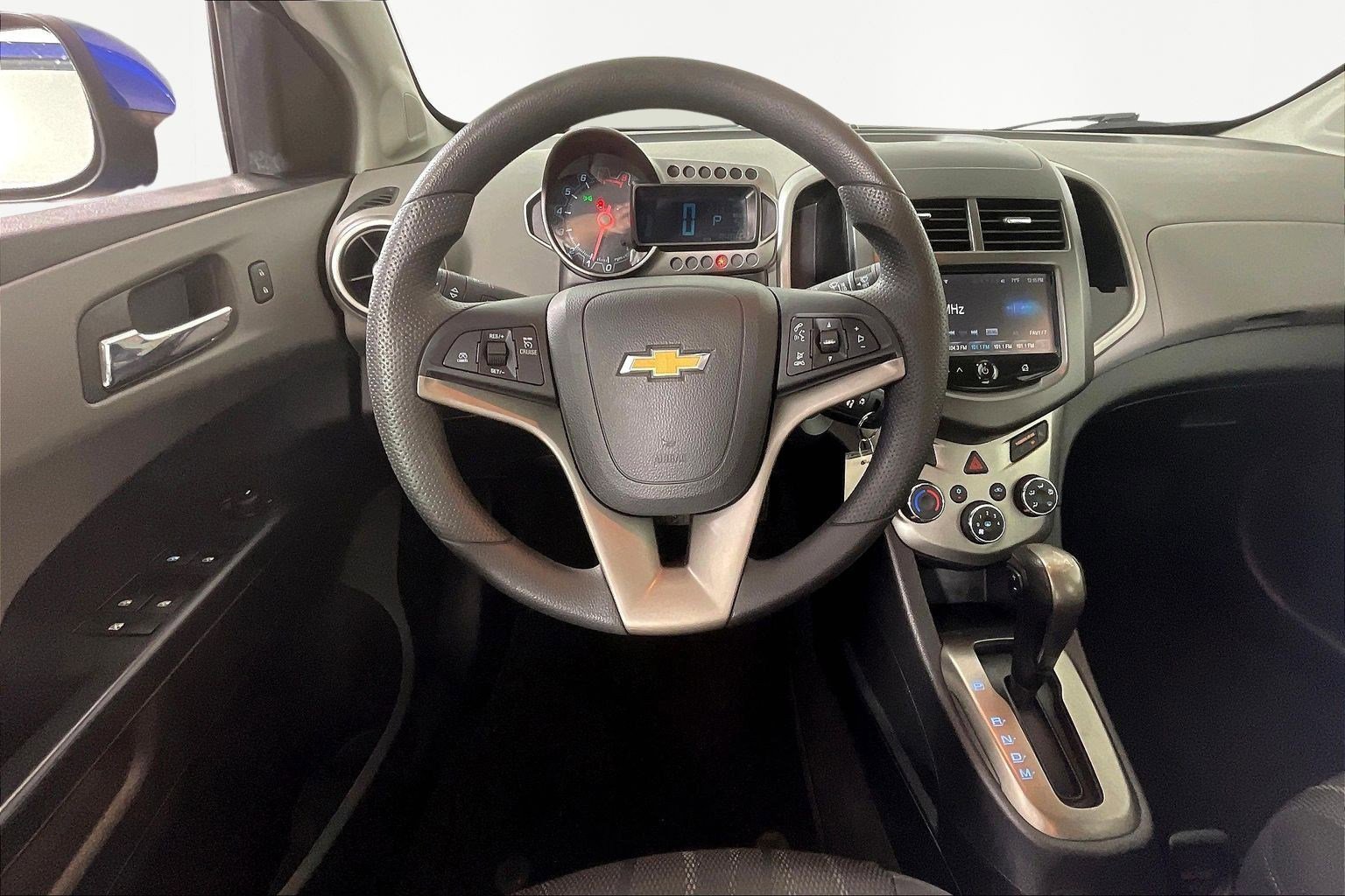 Used 2016 Chevrolet Sonic LT FWD image 8