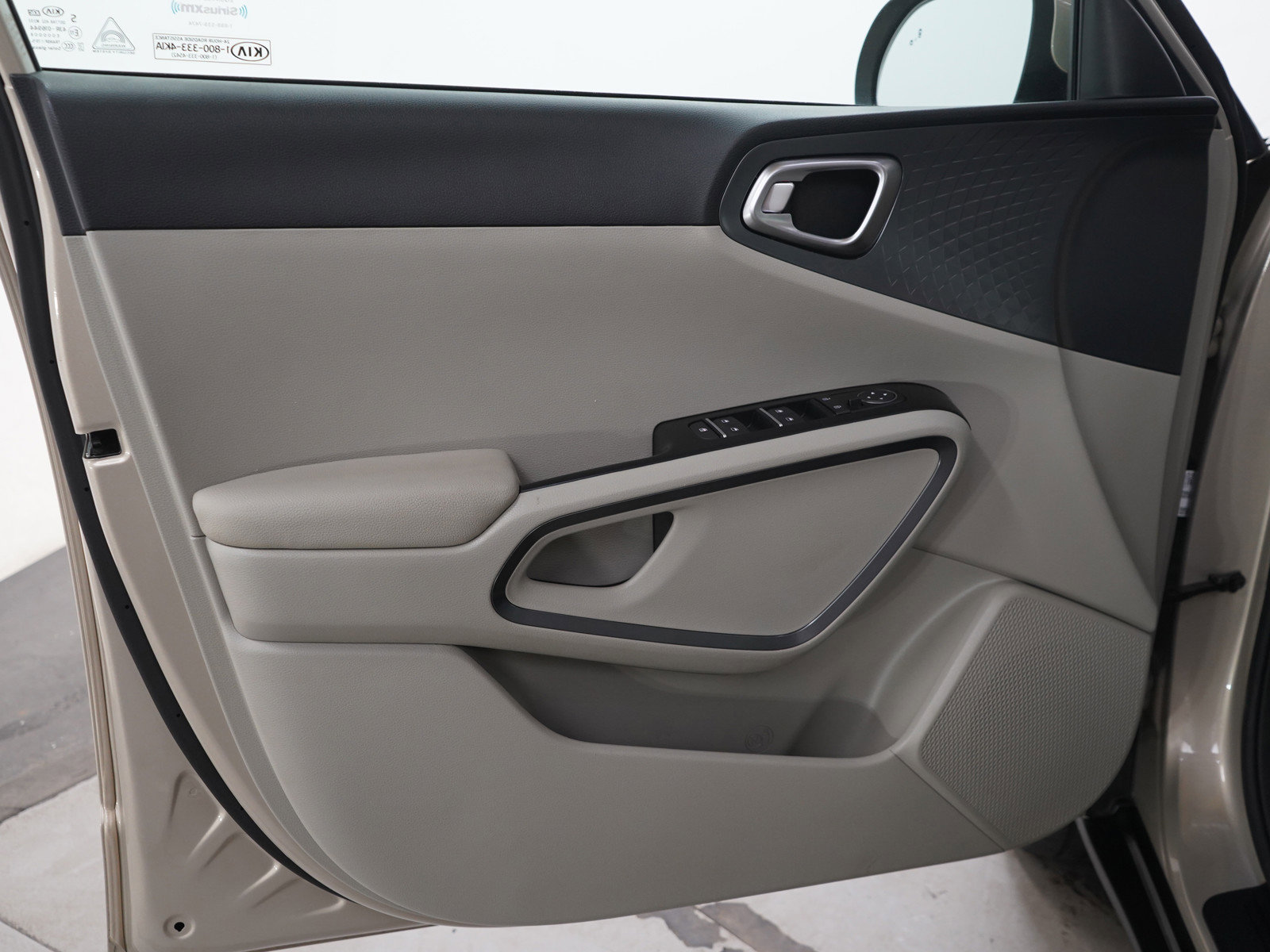 Used 2020 Kia Soul EX FWD image 18