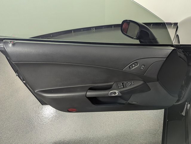 Used 2006 Chevrolet Corvette Convertible w/ Preferred Equipment Group image 21