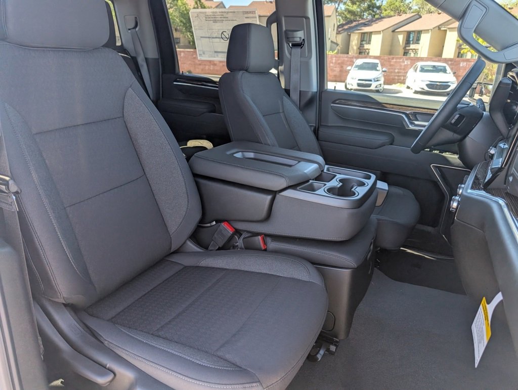 New 2026 GMC Sierra 2500 SLE w/ Preferred Package image 12