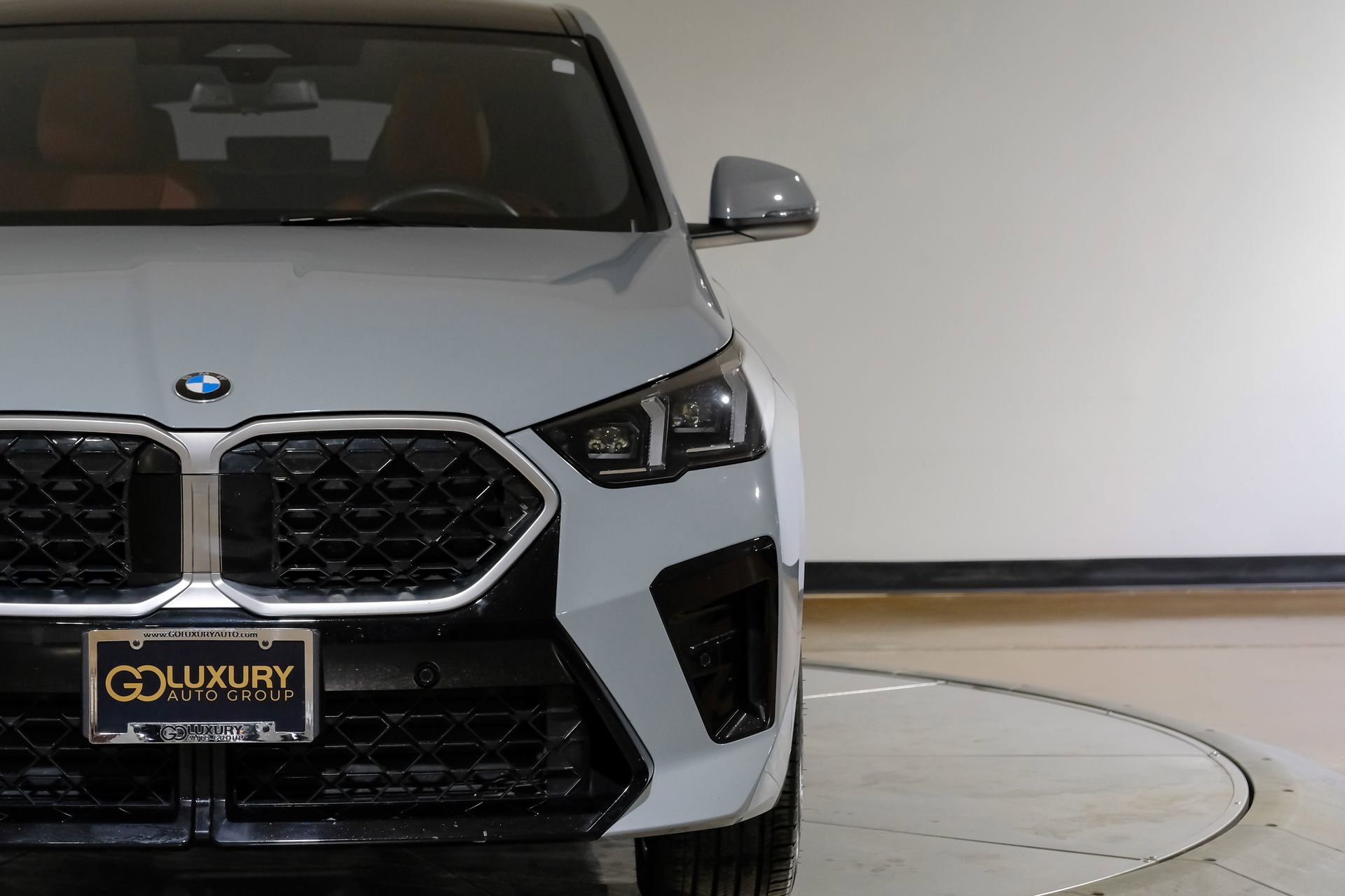 Used 2025 BMW X2 xDrive28i image 46