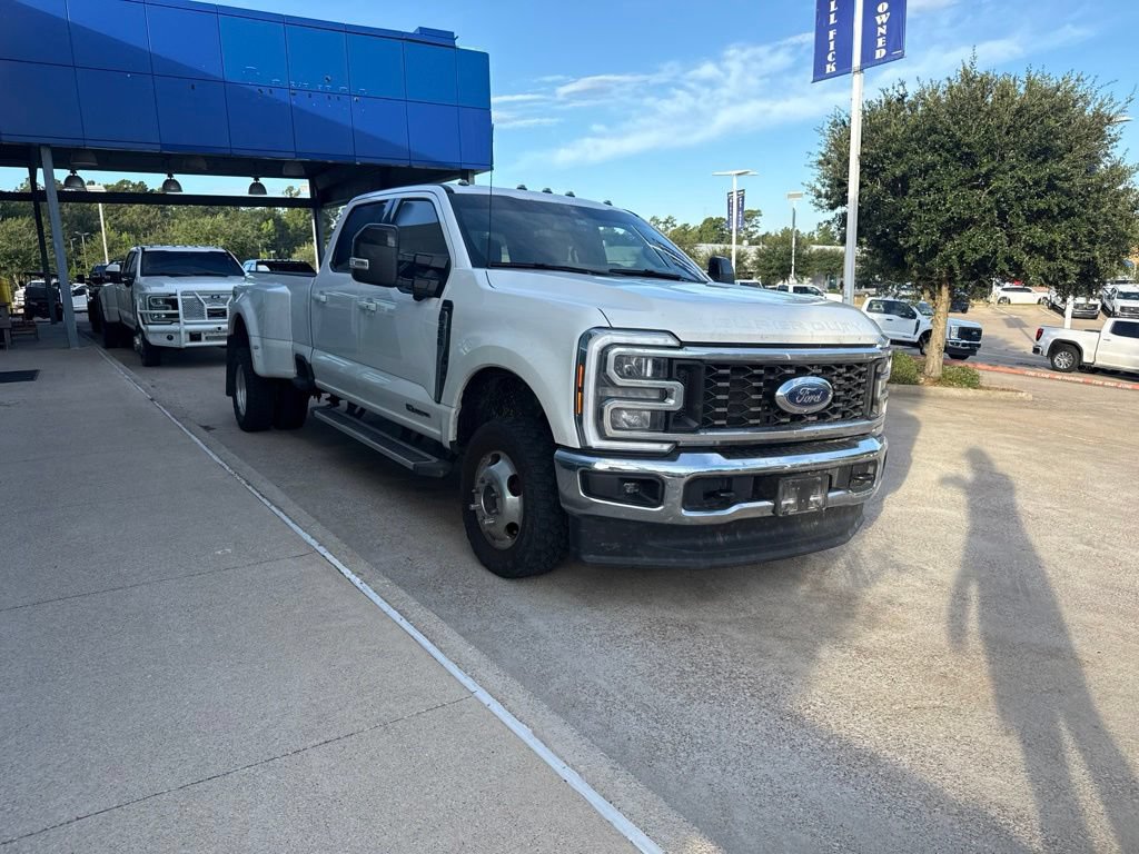 Used 2024 Ford F350 Lariat w/ FX4 Off-Road Package AWD/4WD image 2
