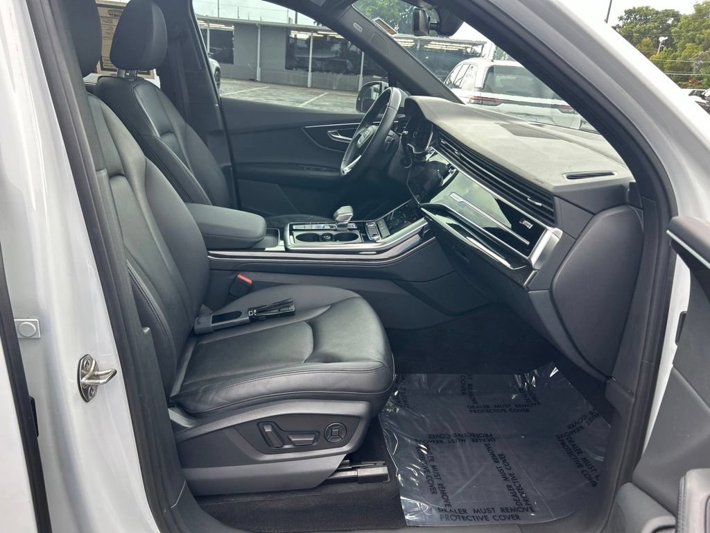 Used 2021 Audi Q7 3.0T Premium Plus w/ Executive Package AWD/4WD image 23