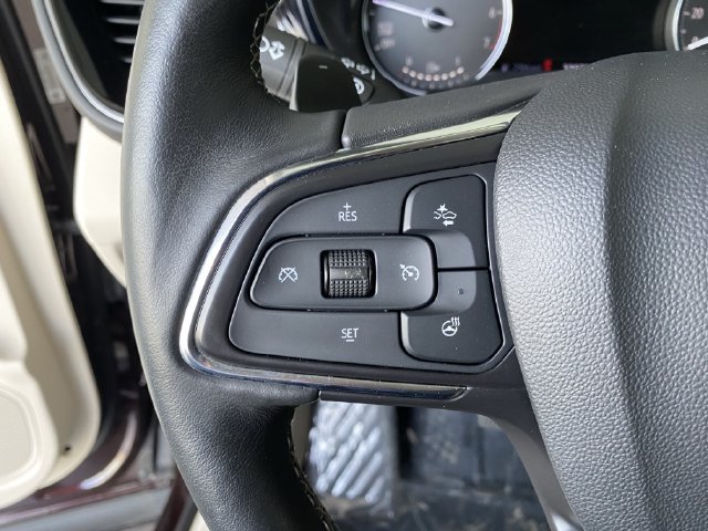 Used 2023 Buick Envision Avenir FWD image 30