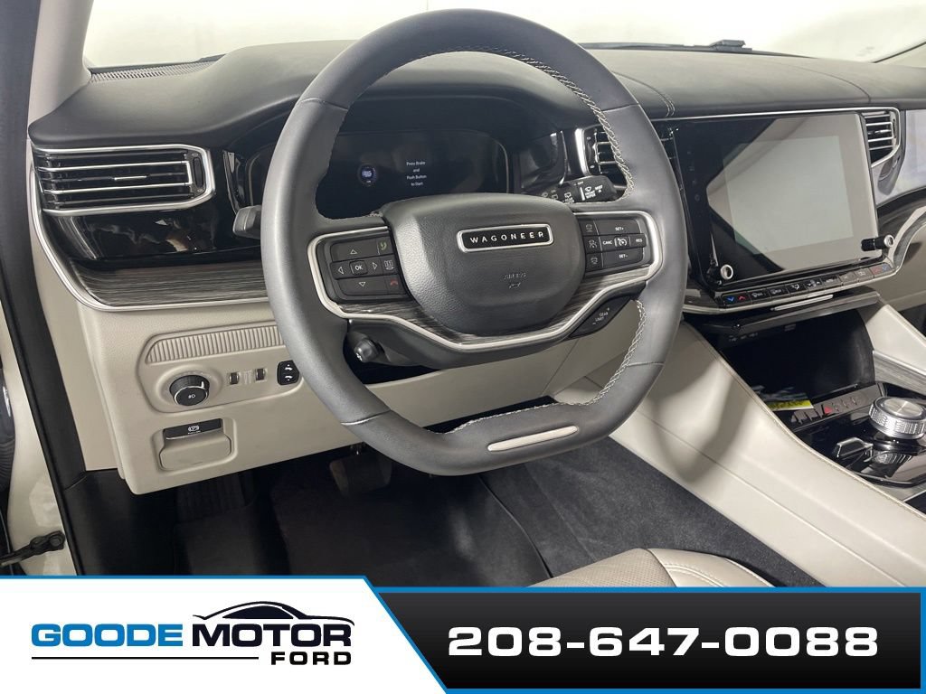 Used 2022 Jeep Wagoneer Series II AWD/4WD image 8