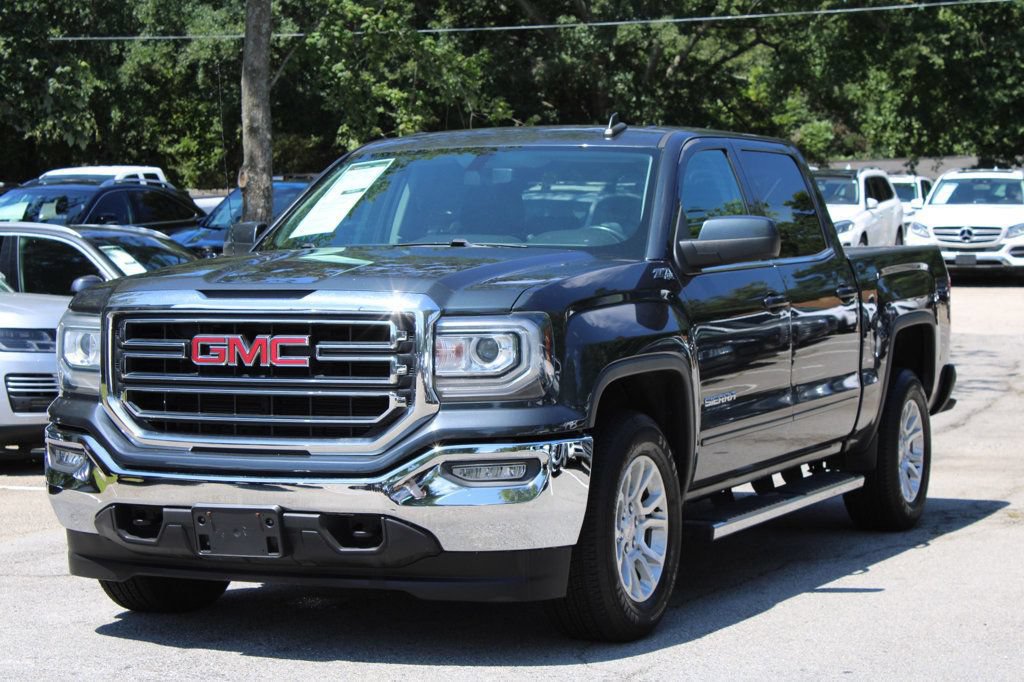 Used 2018 GMC Sierra 1500 SLE w/ SLE Value Package AWD/4WD image 3
