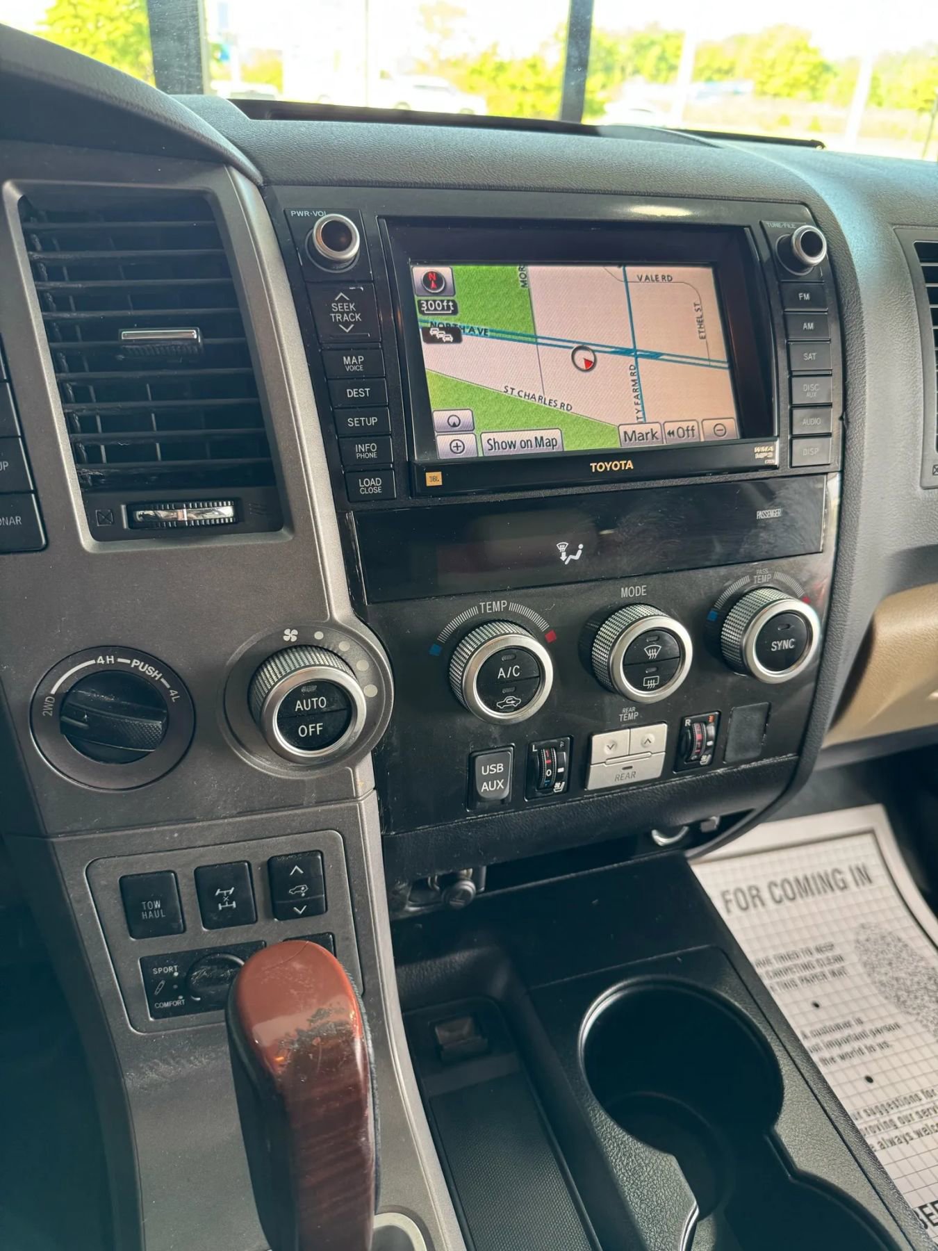 Used 2012 Toyota Sequoia Platinum image 16