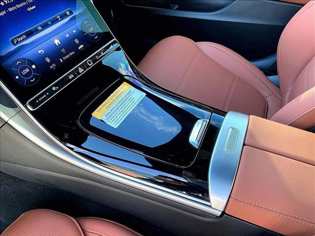 Used 2025 Mercedes-Benz C 300 Sedan image 15