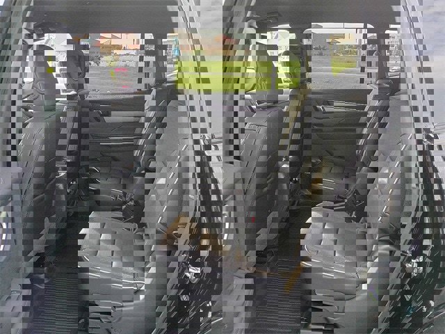 New 2026 Buick Enclave Sport Touring w/ LPO, Floor Liner Package image 7