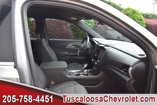 Used 2023 Chevrolet Traverse LT FWD image 25