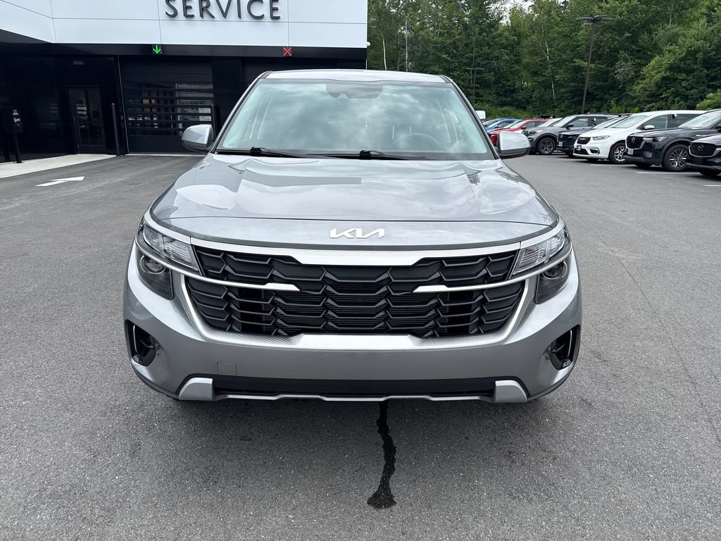 Used 2026 Kia Seltos LX FWD image 8