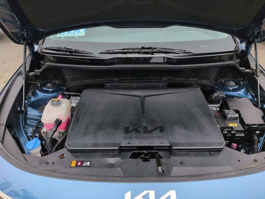 Certified 2023 Kia Niro Wind FWD image 31