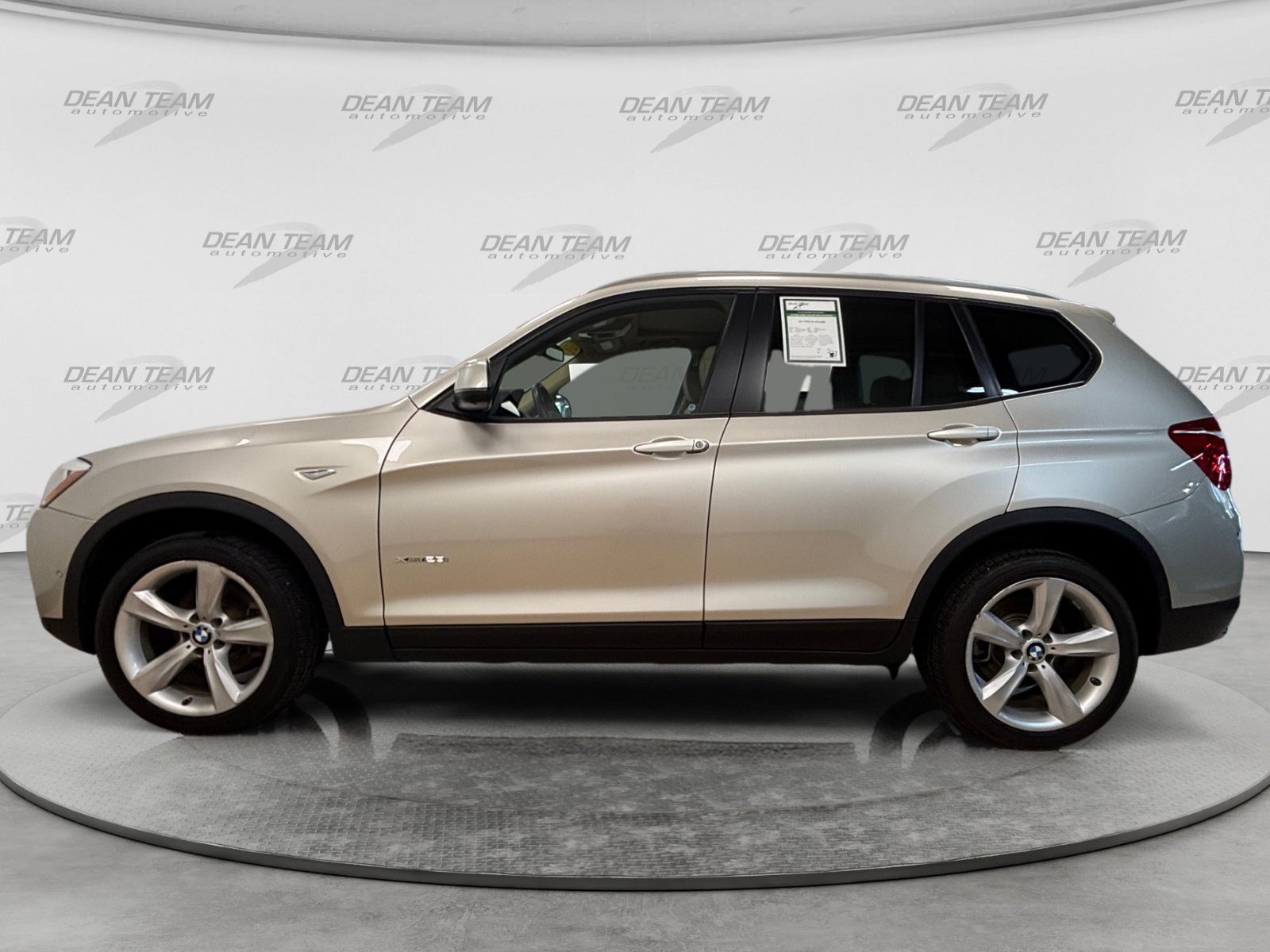 Used 2017 BMW X3 xDrive28i AWD/4WD image 4