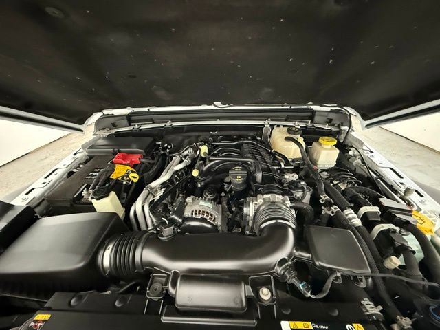 Used 2022 Jeep Gladiator Sport image 13