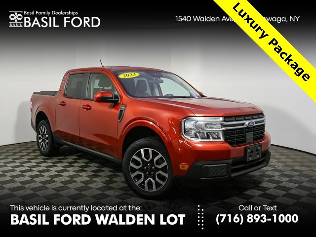 Used 2023 Ford Maverick Lariat w/ Lariat Luxury Package image 1