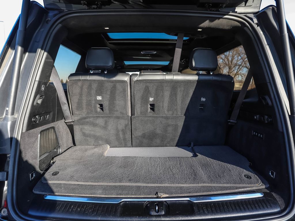 Used 2022 Jeep Grand Wagoneer Series III w/ Rear Seat Video Group 1 image 24